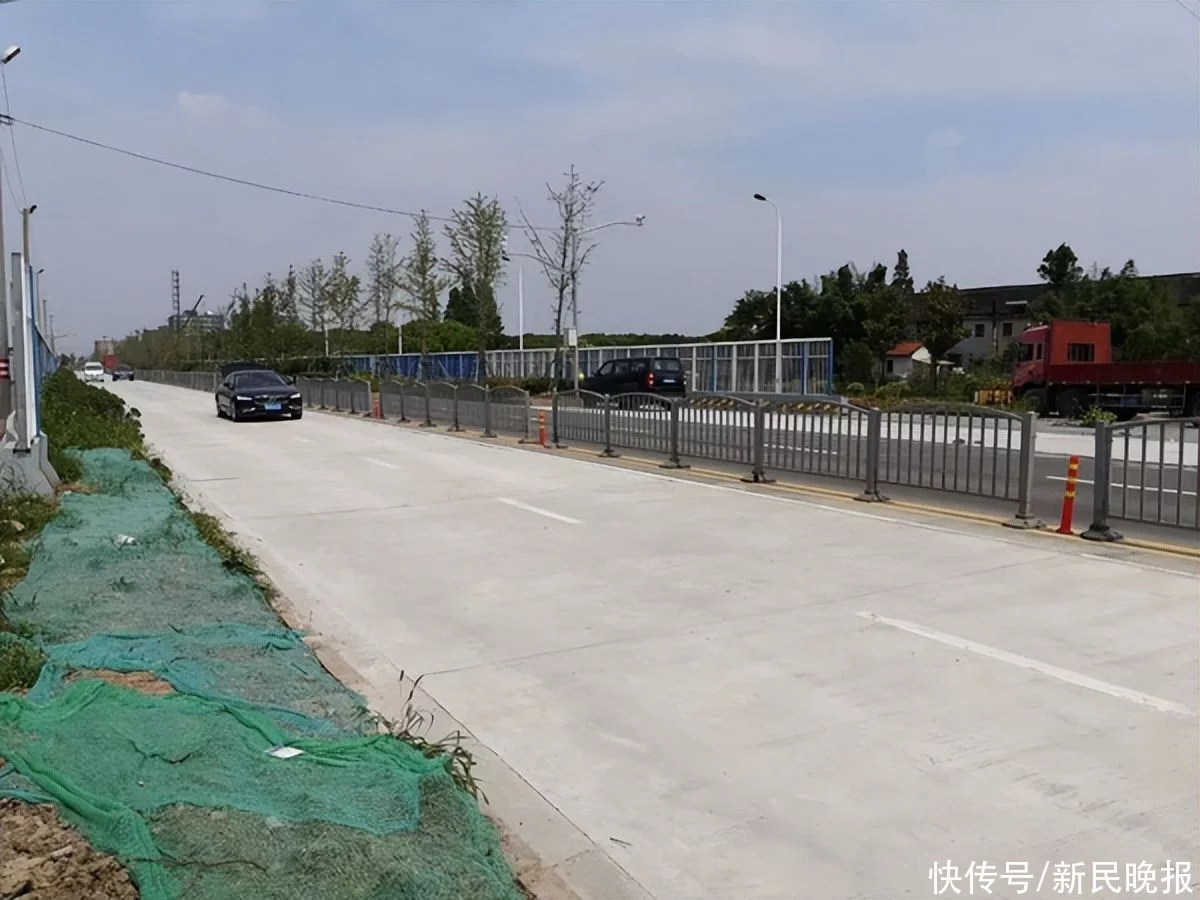 4车道变6车道!高科东路(华东路—外环线)改建工程进入道路主体施工阶段(图4) 4车道变6车道!高科东路(华东路—外环线)改建工程进入道路主体施工阶段(图4)