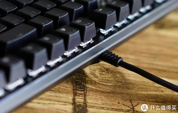 水中玩乐，雷柏V520RGB合金版防水机械键盘开箱体验(图17)