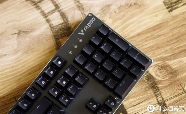 水中玩乐，雷柏V520RGB合金版防水机械键盘开箱体验(图9)