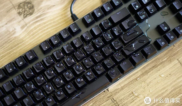 水中玩乐，雷柏V520RGB合金版防水机械键盘开箱体验(图32)
