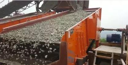 振动筛筛分质量不高，筛分效果不理想怎么办？9种办法助你解决(图1)