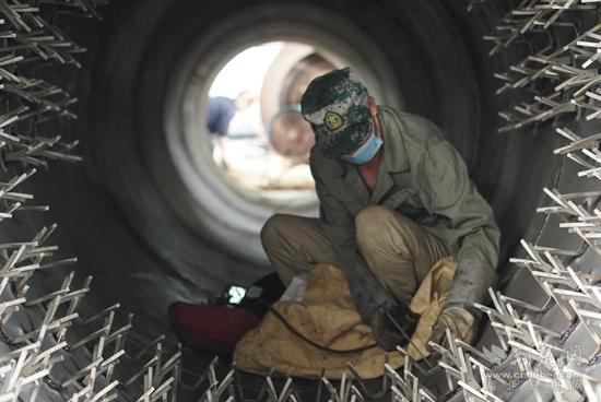 专精特新看鄂城｜50岁老牌机械厂打破美国产品垄断(图3)