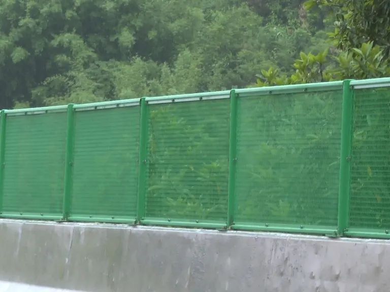 广宁水声岭隧道工程进入最后一道施工工序(图10)