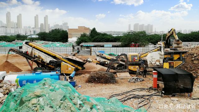 履带移动破碎站制砂过程剖析(图3) 履带移动破碎站制砂过程剖析(图3)