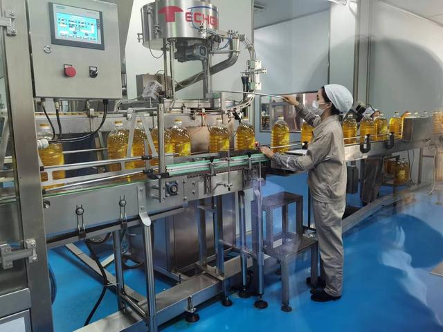 滇雪董事长刘军:云南粮食产业迎来直道超车的新机遇(图1) 滇雪董事长刘军:云南粮食产业迎来直道超车的新机遇(图1)