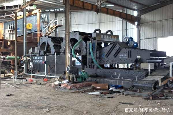 轮式洗砂机每小时可以洗多少沙子?如何提高它的产量?(图2) 轮式洗砂机每小时可以洗多少沙子?如何提高它的产量?(图2)