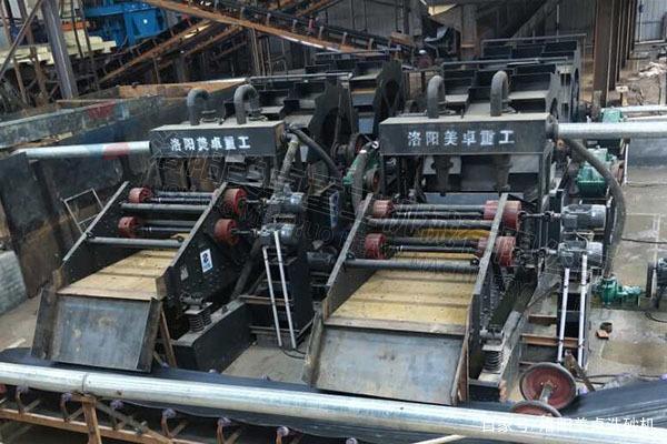 轮式洗砂机每小时可以洗多少沙子?如何提高它的产量?(图4) 轮式洗砂机每小时可以洗多少沙子?如何提高它的产量?(图4)