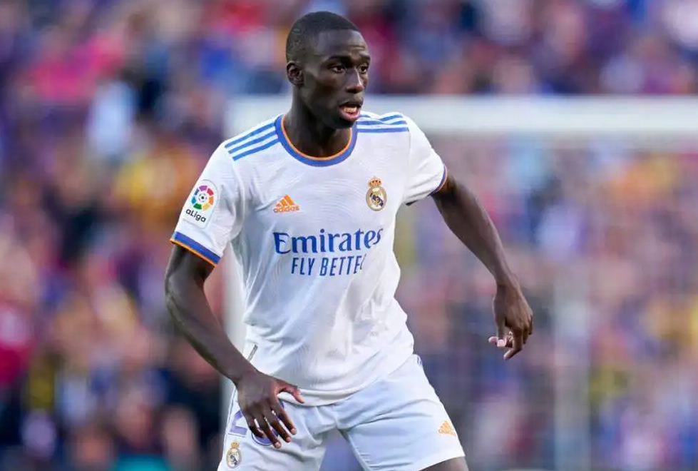 皇马加速大清洗！两大替补球星成抢手货，有望回收9000万欧转会费(图3)