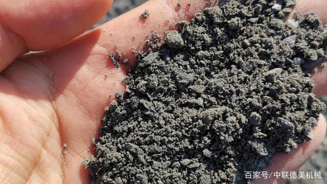 一吨石粉可以洗出多少沙？怎么选择高效的石粉洗砂设备？(图1)