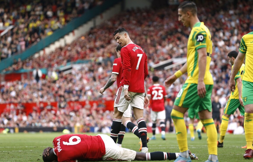 10亿英镑！曼联CEO愤怒吐槽失败引援，揪出并清洗更衣室2大毒瘤(图1)