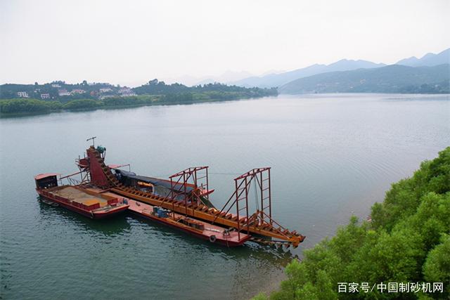 轮斗式洗砂机产量低怎么办？记住这四点，教你迅速提高产量！(图1)