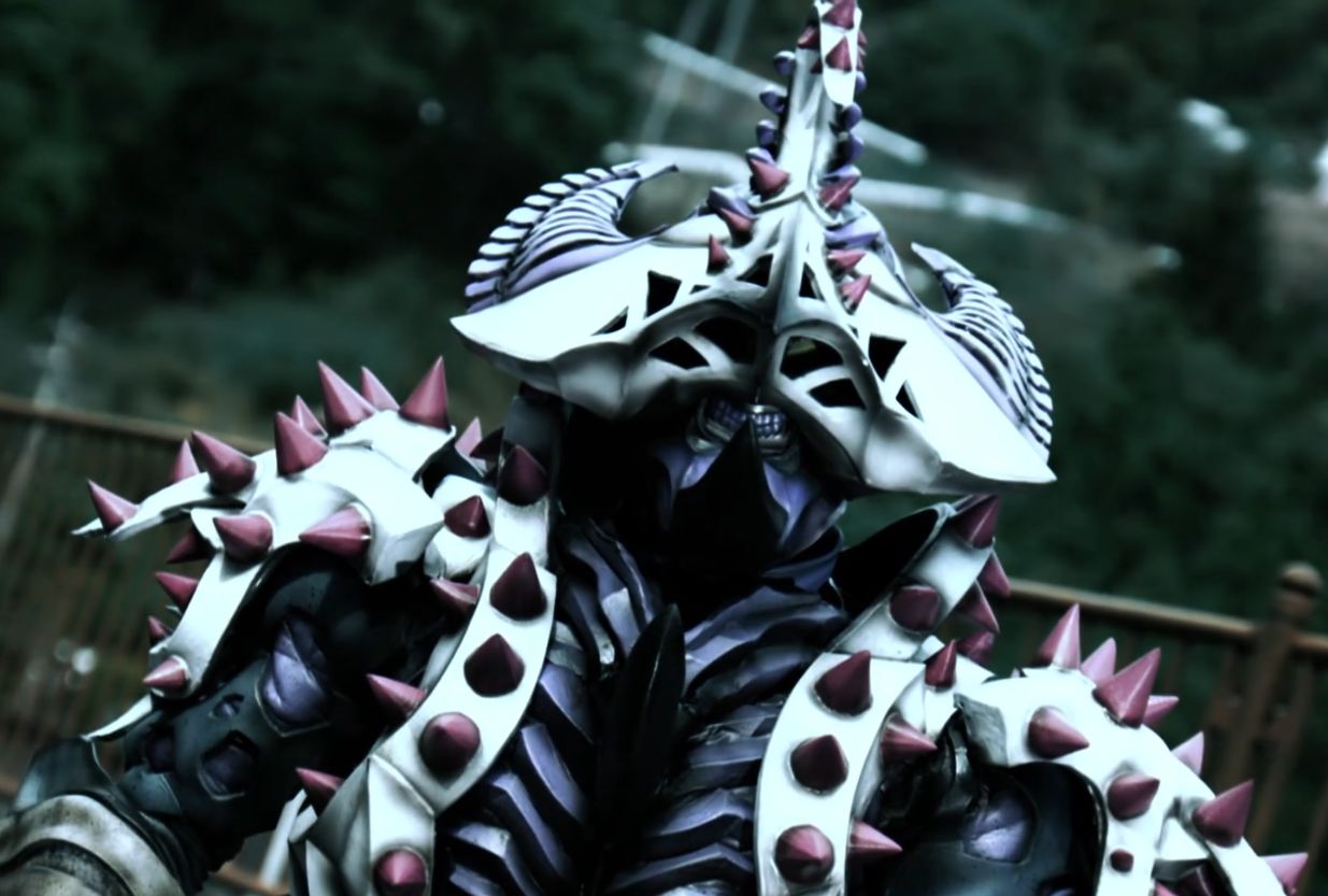 假面骑士利维斯40话一辉封神，牛岛爹挡刀阵亡，赤石英雄即将洗白(图5)