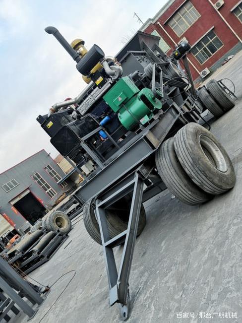 新型移动滚筒筛沙机振动筛锤式破碎机螺旋洗砂机细沙回收机(图3) 新型移动滚筒筛沙机振动筛锤式破碎机螺旋洗砂机细沙回收机(图3)