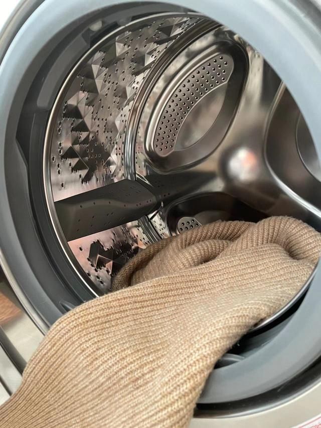 为何年轻人都不买滚筒洗衣机?听了内行人的话,我才恍然大悟(图20) 为何年轻人都不买滚筒洗衣机?听了内行人的话,我才恍然大悟(图20)