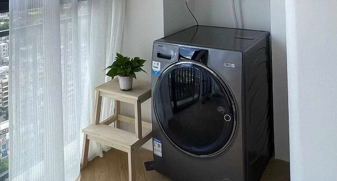 为何年轻人都不买滚筒洗衣机?听了内行人的话,我才恍然大悟(图21) 为何年轻人都不买滚筒洗衣机?听了内行人的话,我才恍然大悟(图21)