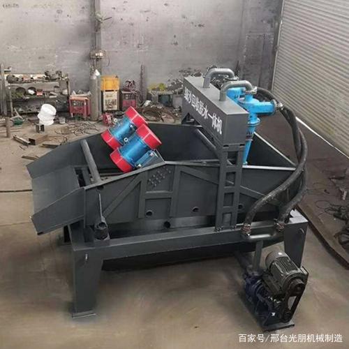 筛沙机振动筛沙机移动粉碎机叶轮式洗砂机细沙回收脱水筛(图5) 筛沙机振动筛沙机移动粉碎机叶轮式洗砂机细沙回收脱水筛(图5)