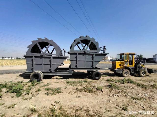 轮式洗砂机细沙回收机筛沙机振动筛沙机破碎生产线(图1) 轮式洗砂机细沙回收机筛沙机振动筛沙机破碎生产线(图1)