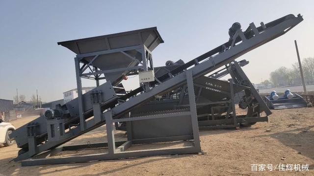 细沙回收机滚筒筛沙机振动筛沙机破碎机轮式洗砂机(图2)