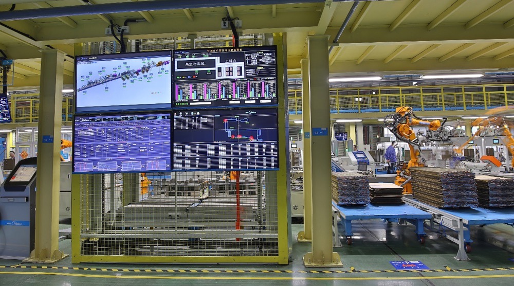 揽获一家“端到端”灯塔工厂，美的数字化再造洗衣机产业价值链(图2)