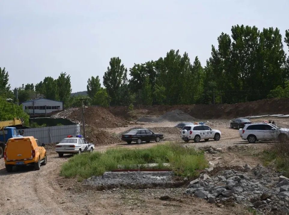 零容忍！青州市弥河镇重拳出击打击非法洗沙磨砂行为(图2)