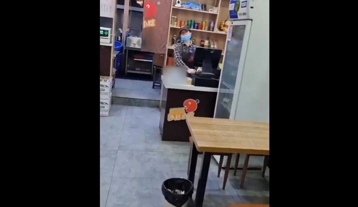 耀阳前景危机，发视频自曝吃不起饭的窘境！网友：洗不白不买账(图4)