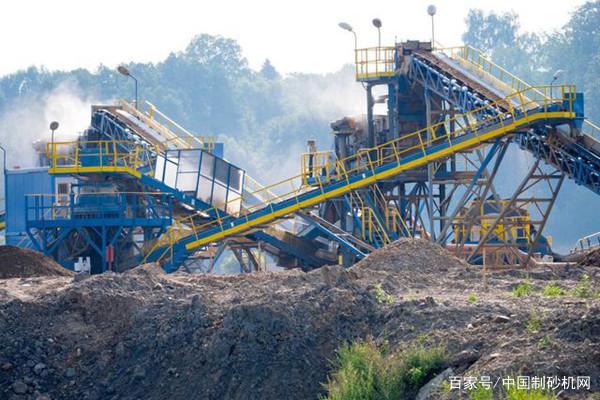 投资一套山沙洗砂设备多少钱?一天能洗3000吨吗?(图3) 投资一套山沙洗砂设备多少钱?一天能洗3000吨吗?(图3)
