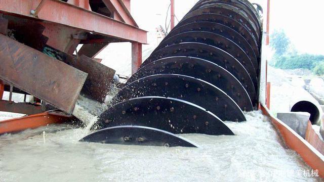 螺旋式洗砂机与轮斗式洗砂机哪台设备更有优势？(图4)