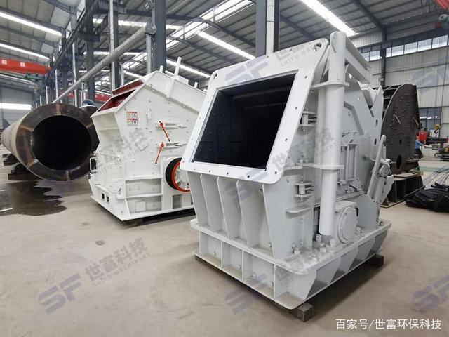 花岗岩制砂机介绍?花岗岩制砂生产线工艺是什么?(图3) 花岗岩制砂机介绍?花岗岩制砂生产线工艺是什么?(图3)