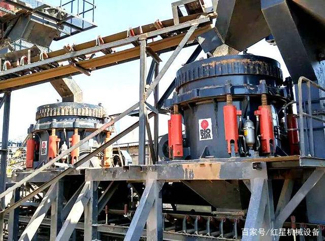 世界最长沙漠公路!新疆尉且沙漠公路即将建成通车,砂石企业必看(图9) 世界最长沙漠公路!新疆尉且沙漠公路即将建成通车,砂石企业必看(图9)