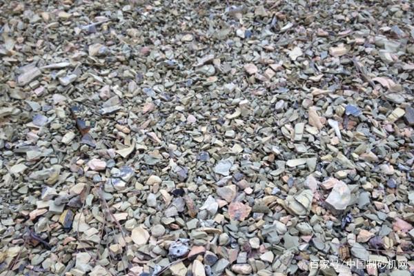 全套风化石制砂生产线设备多少钱？有现场案例吗？请看详情介绍(图1)