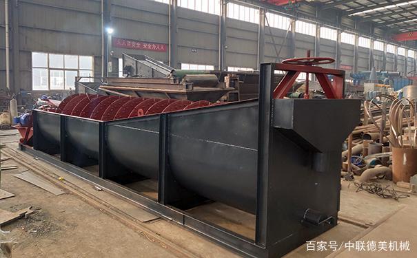 每小时清洗200吨沙子的螺旋洗砂机多少钱？它有什么结构特征？(图4)