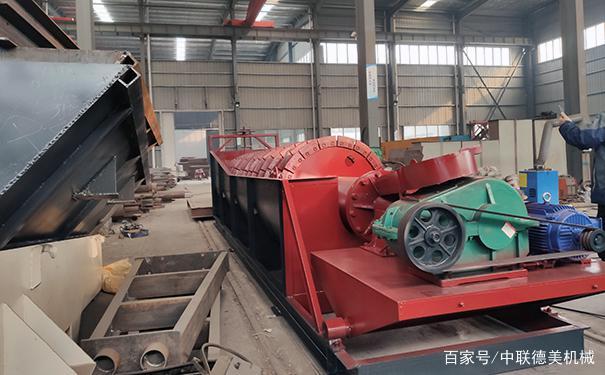 每小时清洗200吨沙子的螺旋洗砂机多少钱？它有什么结构特征？(图2)