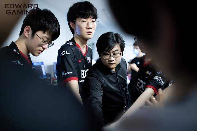 EDG迎来一洗前耻机会！Icon加盟BLG，首发就遇到硬茬(图1)