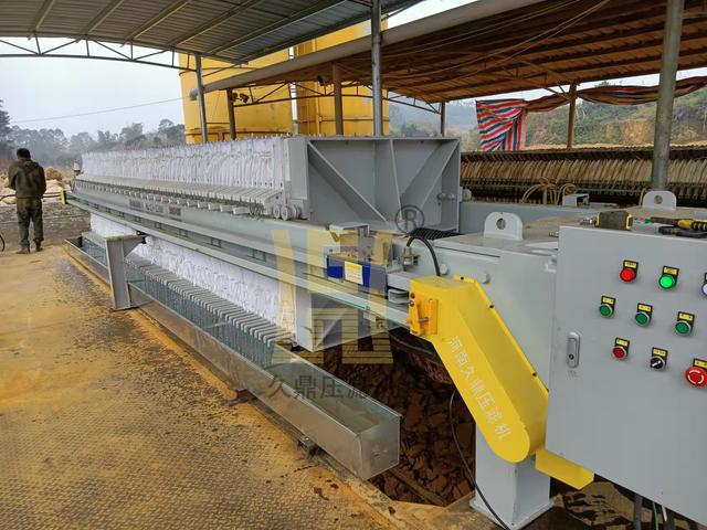 久鼎板框污泥压滤机的广泛应用(图1)