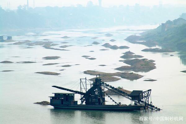 洗沙场如何减少污染？两种方案来解决！附带水洗砂设备详细介绍(图1)