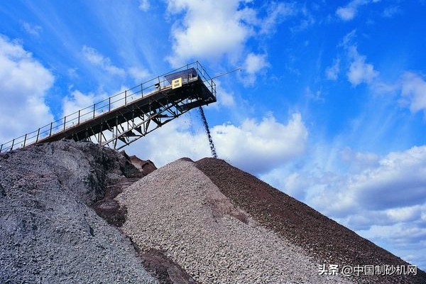 一条完整的制砂机生产线有哪些设备？应该如何选择呢？(图1)