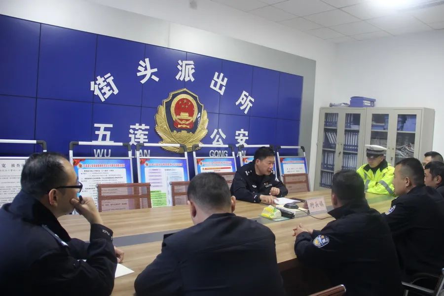 30余人被抓！五莲严厉打击非法采砂（石）采矿行为！(图5)