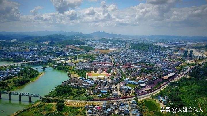 广西洗砂场专用洗砂机和泥浆脱水机(图1)