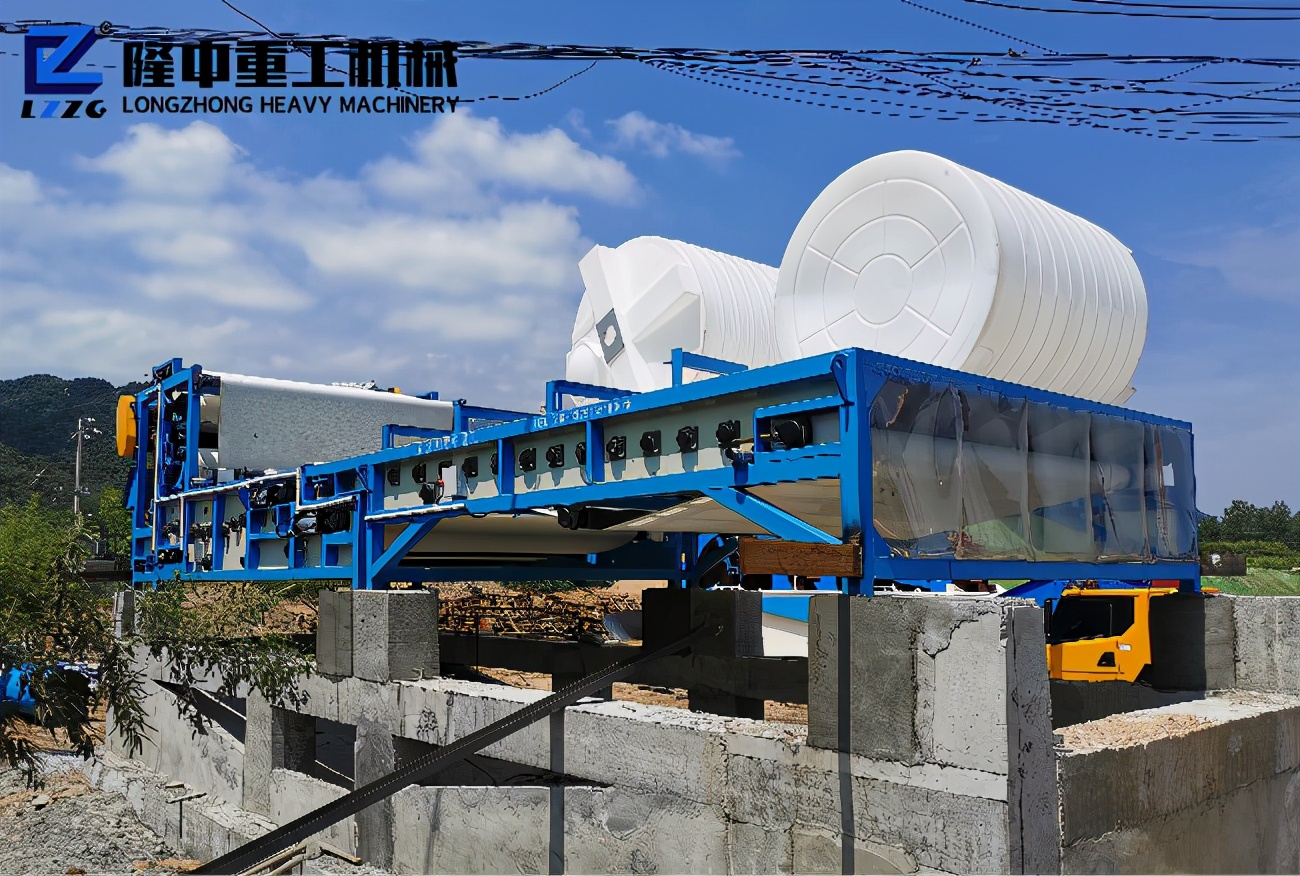 泥浆脱水机出泥太稀该如何解决?(图1) 泥浆脱水机出泥太稀该如何解决?(图1)