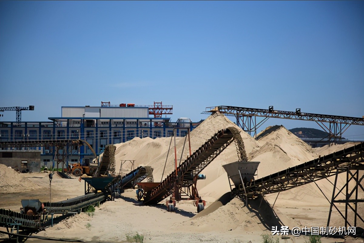 花岗岩可以打成沙子吗？需要哪些机器？工艺流程是什么？(图1)
