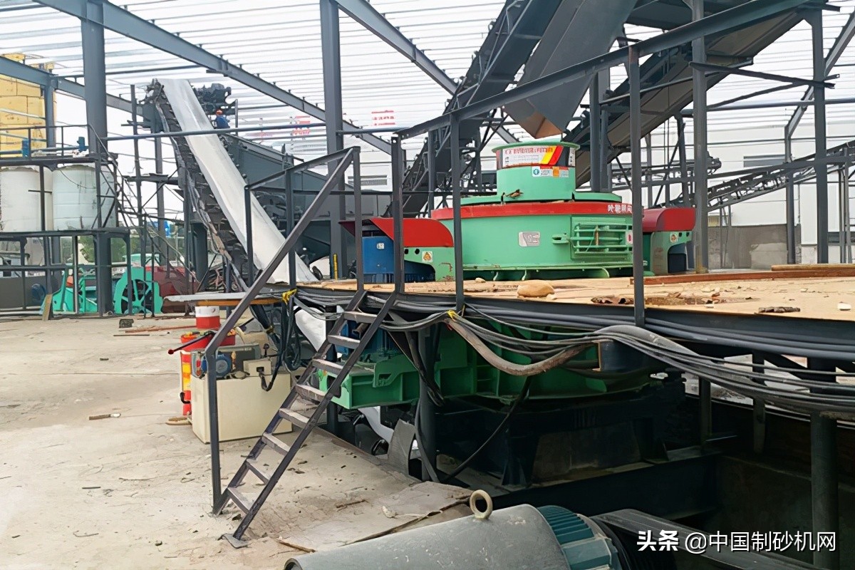 花岗岩可以打成沙子吗？需要哪些机器？工艺流程是什么？(图2)