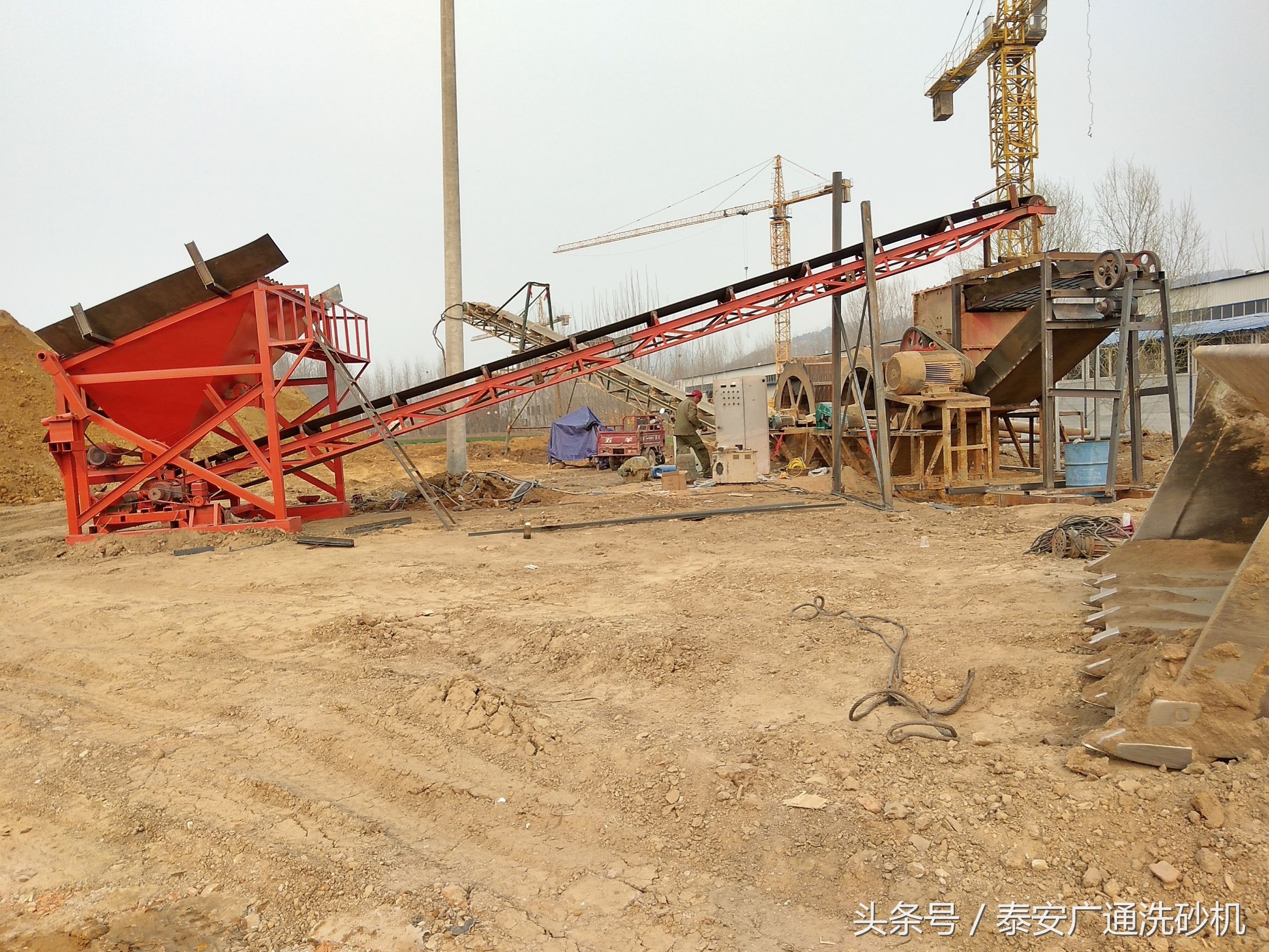 泰安风化砂洗砂机制成品性能特点(图1)