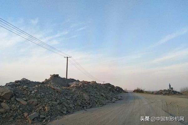 一套日产量3000吨的制砂机设备要花多少钱？100万能入手吗？(图1)