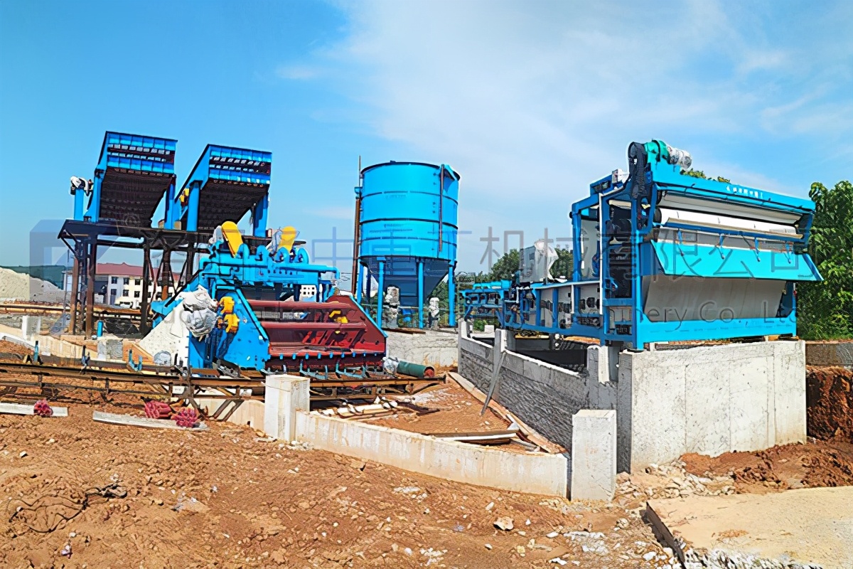 洗山砂用什么设备好？如何做到洗砂干净又高产？(图2)