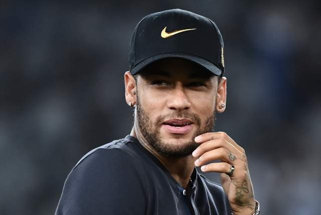 梦想还未实现，内马尔拒绝离队，合同中有特殊条款，想清洗他很难(图6)