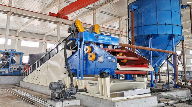 洗沙污水怎么处理？洗砂废水处理工艺步骤隆鼎洗砂机(图2)