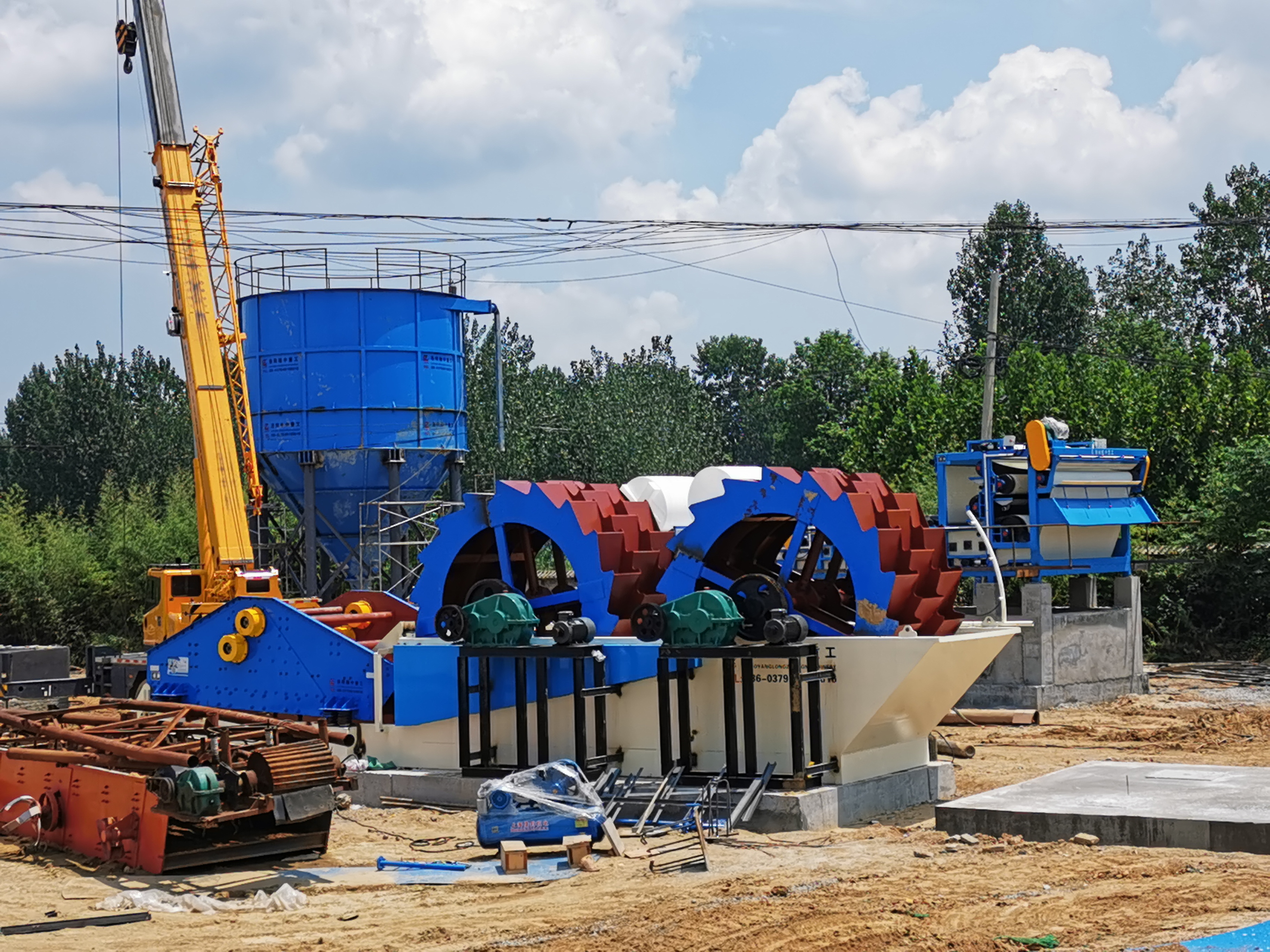 轮斗洗砂机在维修时，轴承如何拆卸？(图1)