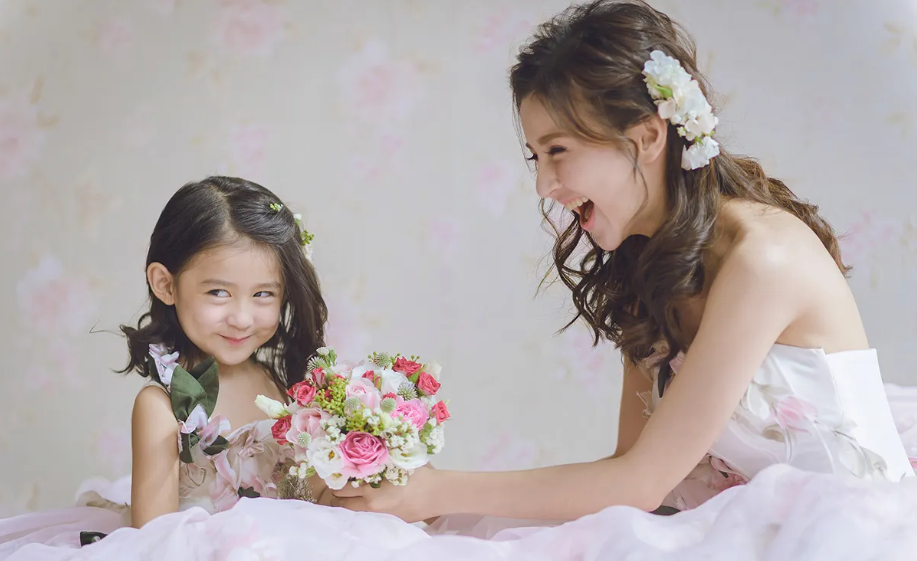 要不要给新生儿洗胎脂、剃胎毛？别纠结，正确护理方法教给你(图5)