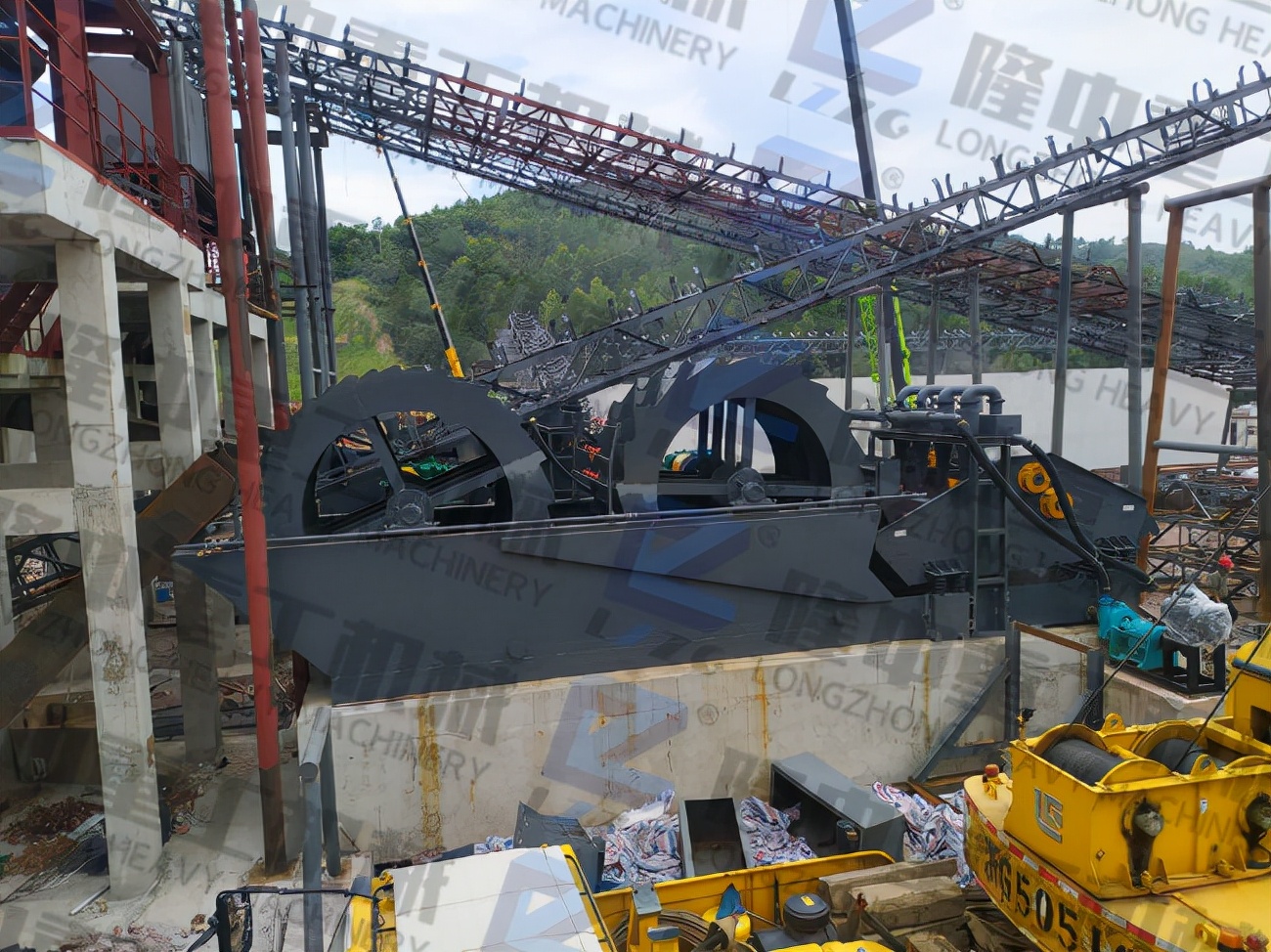 洗沙子用100t—h轮斗式洗砂机怎么样?价格贵吗?(图1) 洗沙子用100t—h轮斗式洗砂机怎么样?价格贵吗?(图1)