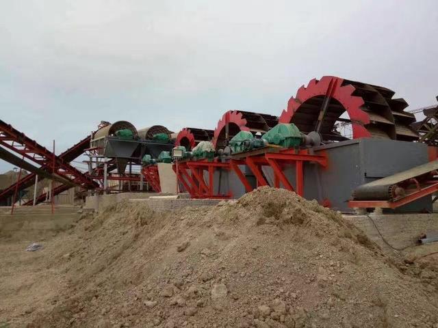 阅读这篇文章,不走弯路,了解砂石料水洗生产线合理配置!(图6) 阅读这篇文章,不走弯路,了解砂石料水洗生产线合理配置!(图6)